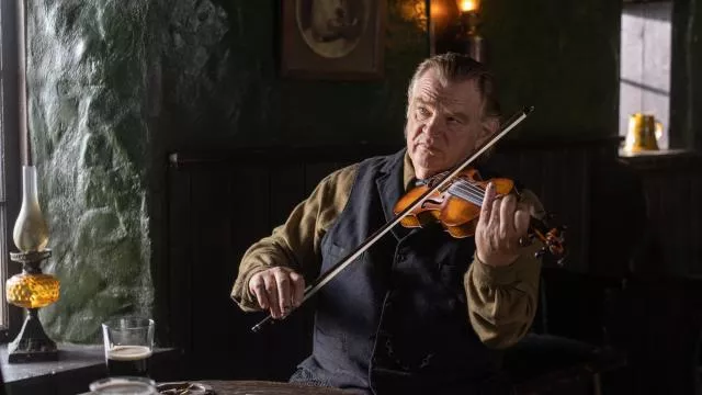 For 'The Banshees of Inisherin,' Carter Burwell Left the Fiddling to  Brendan Gleeson