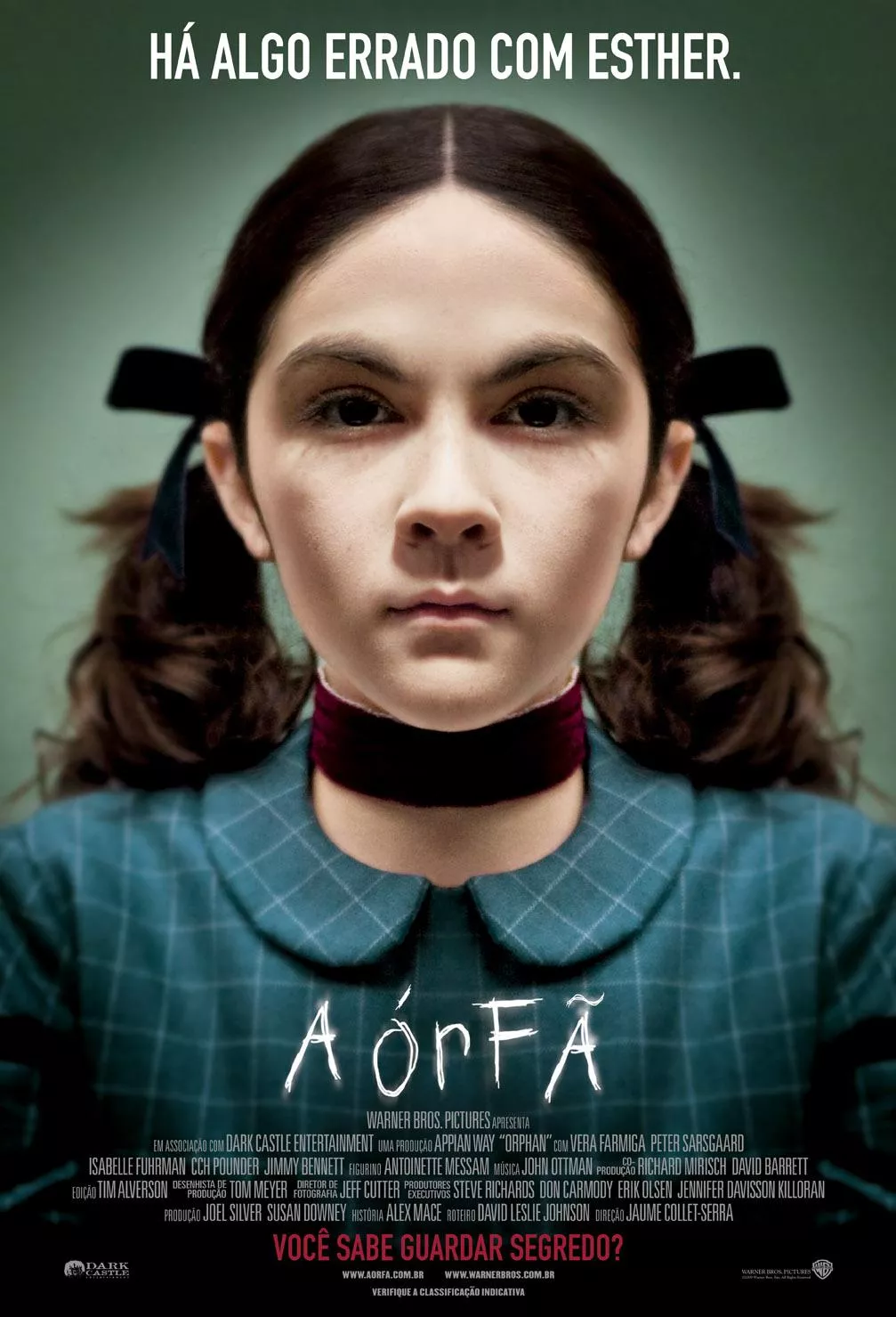 A Órfã pôster 