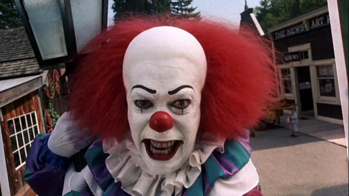 IT (Eso): Tim Curry se declara fascinado por el nuevo Pennywise |  Hobbyconsolas