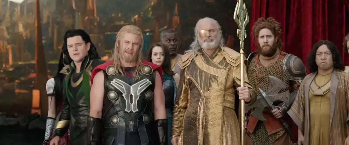 Thor amor y trueno love and thunder chris hemsworth 