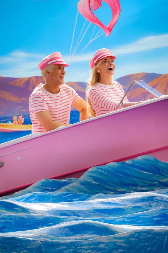 Ken está impulsado por una obsesión preprogramada por Barbie