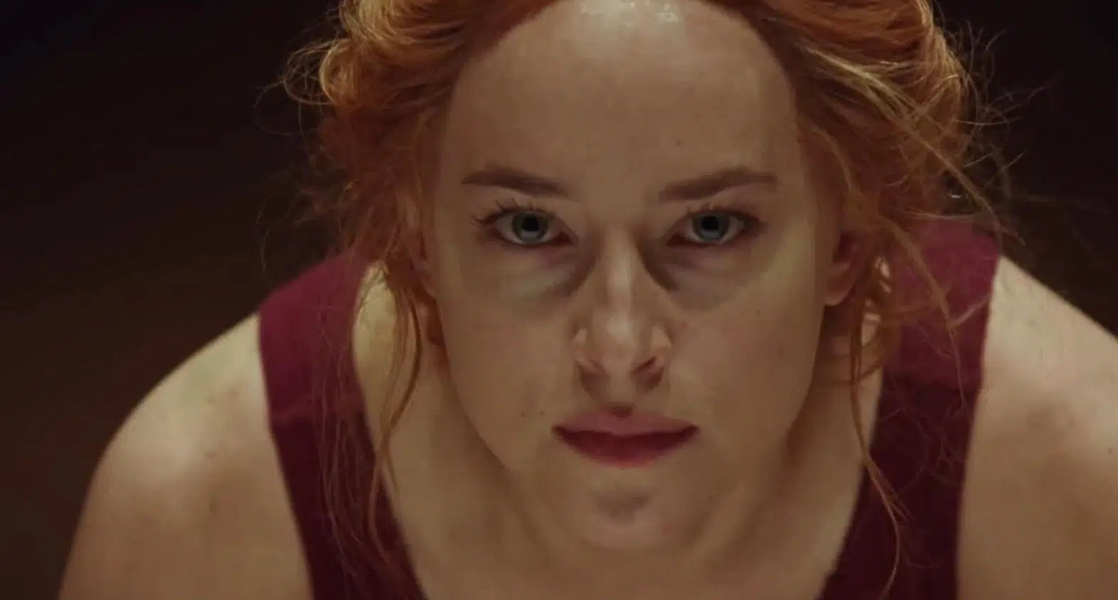 No hace falta decir que la actuación de Dakota Johnson es espectacular; tenía que serlo para comunicar el poder del papel.