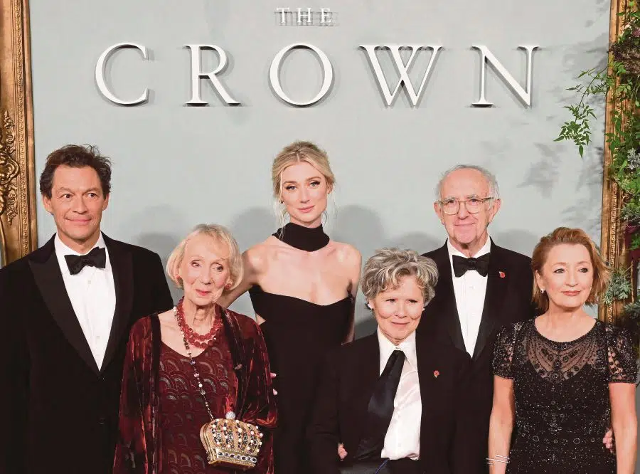 #Showbiz: 'The Crown' star insists series will give king's side of ...
