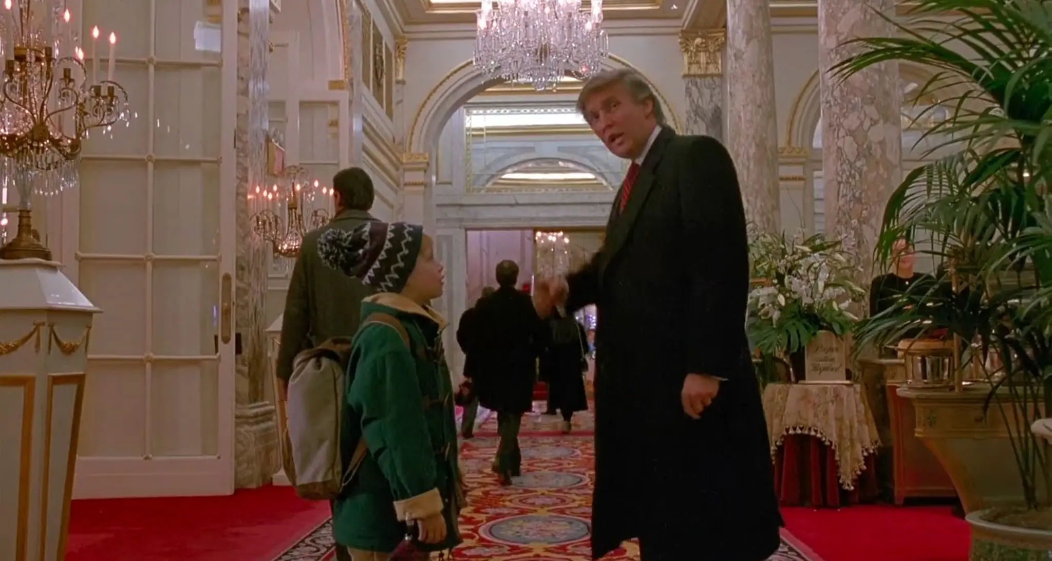 The CBC's Cut of a Scene From 'Home Alone 2' Draws the Trumps' Ire - The  New York Times