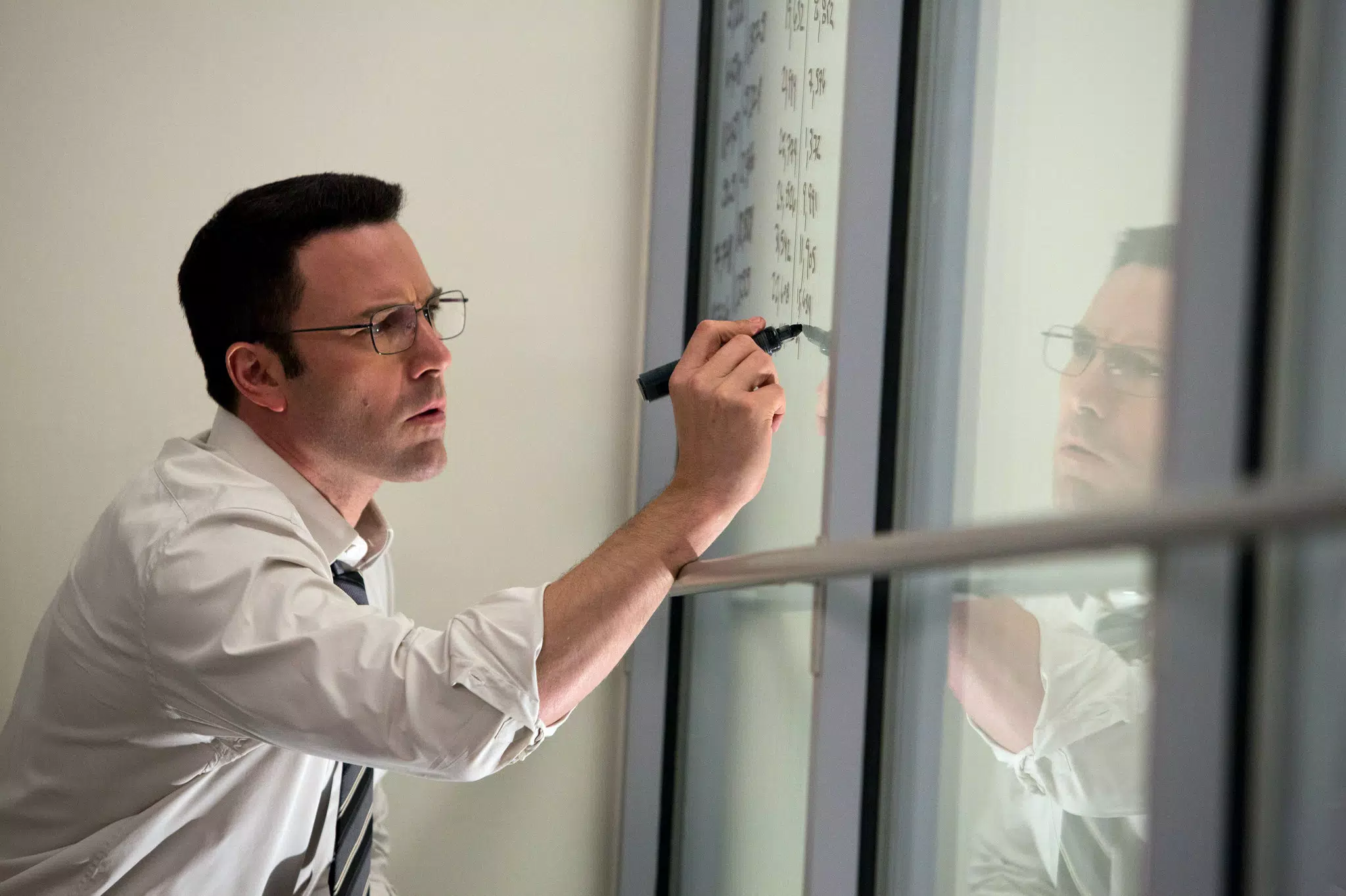 Review: In 'The Accountant,' Ben Affleck Plays a Savant With a Dark Secret  - The New York Times