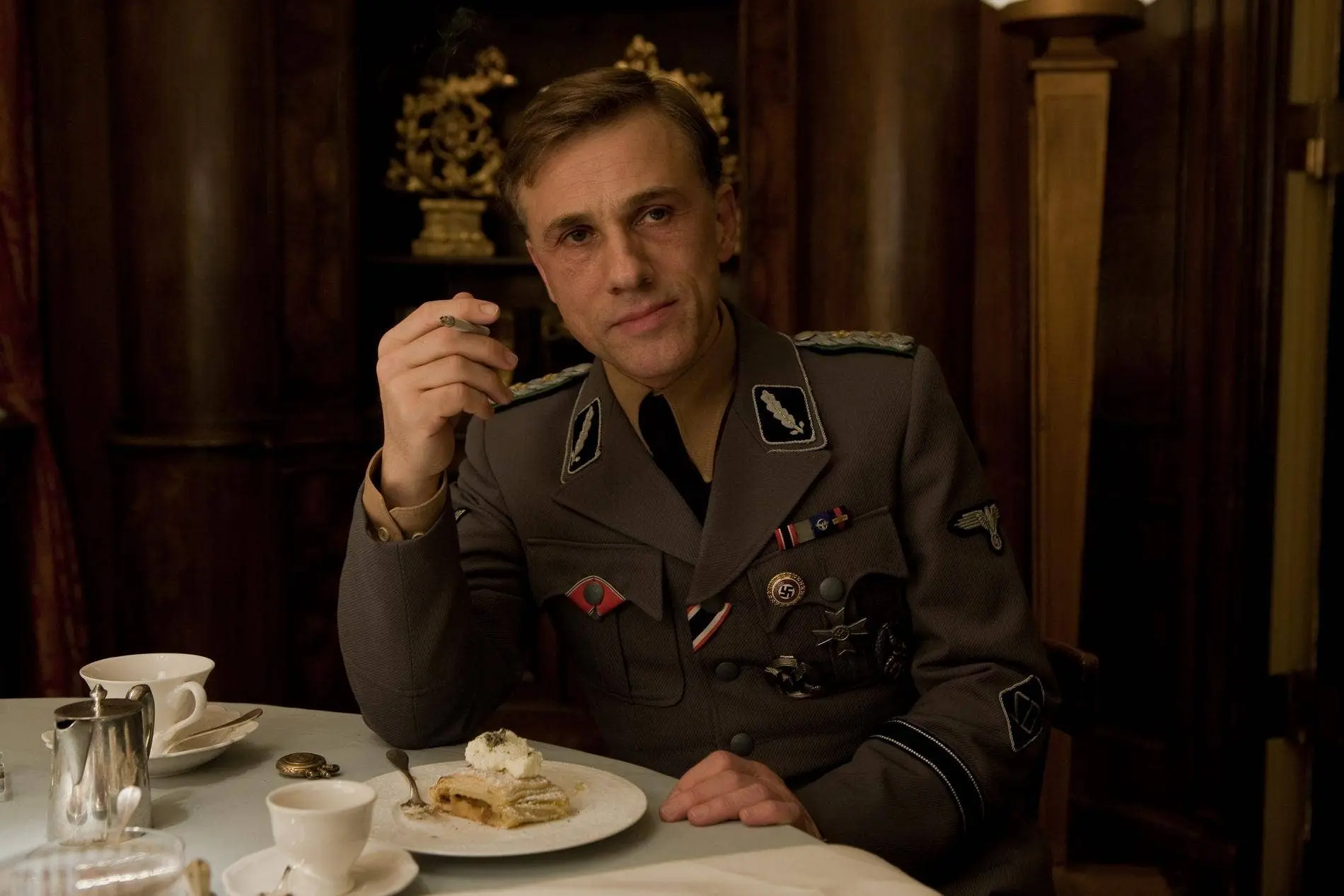 Quentin Tarantino Says Inglourious Basterds' Hans Landa Is the Best  Character from All of His Films | Complex