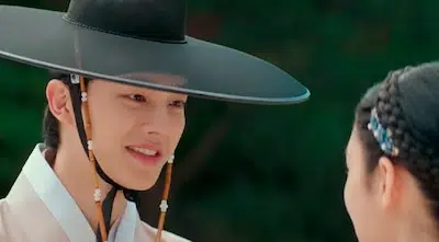 Jung Gu-won y Do Do-hee en sus vidas pasadas en la serie coreana