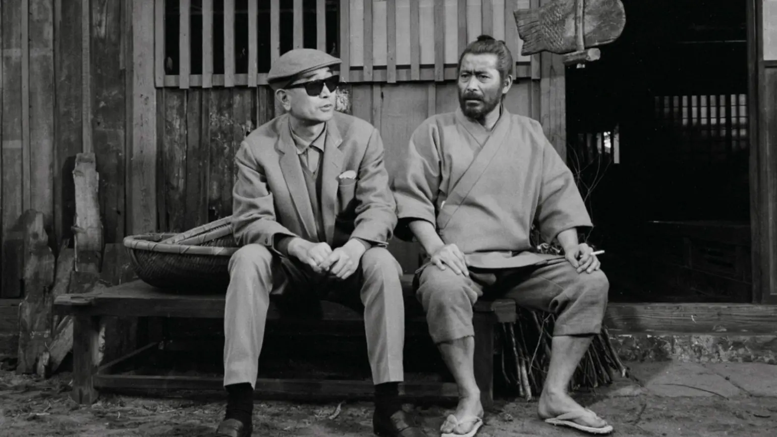 Akira Kurosawa y Toshiro Mifune en el ocaso de su dupla artística durante la filmación de Barbarroja (1965)