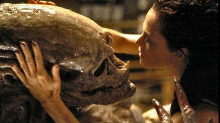 Alien: Resurrection Originally Featured an Alien Battle on Earth | SYFY WIRE