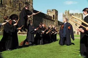 https://tourlondres.com/wp-content/uploads/2018/03/harry-potter-1-a-300x199.jpg