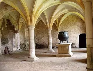https://tourlondres.com/wp-content/uploads/2018/03/harry-potter-lacock-abbey1.jpg