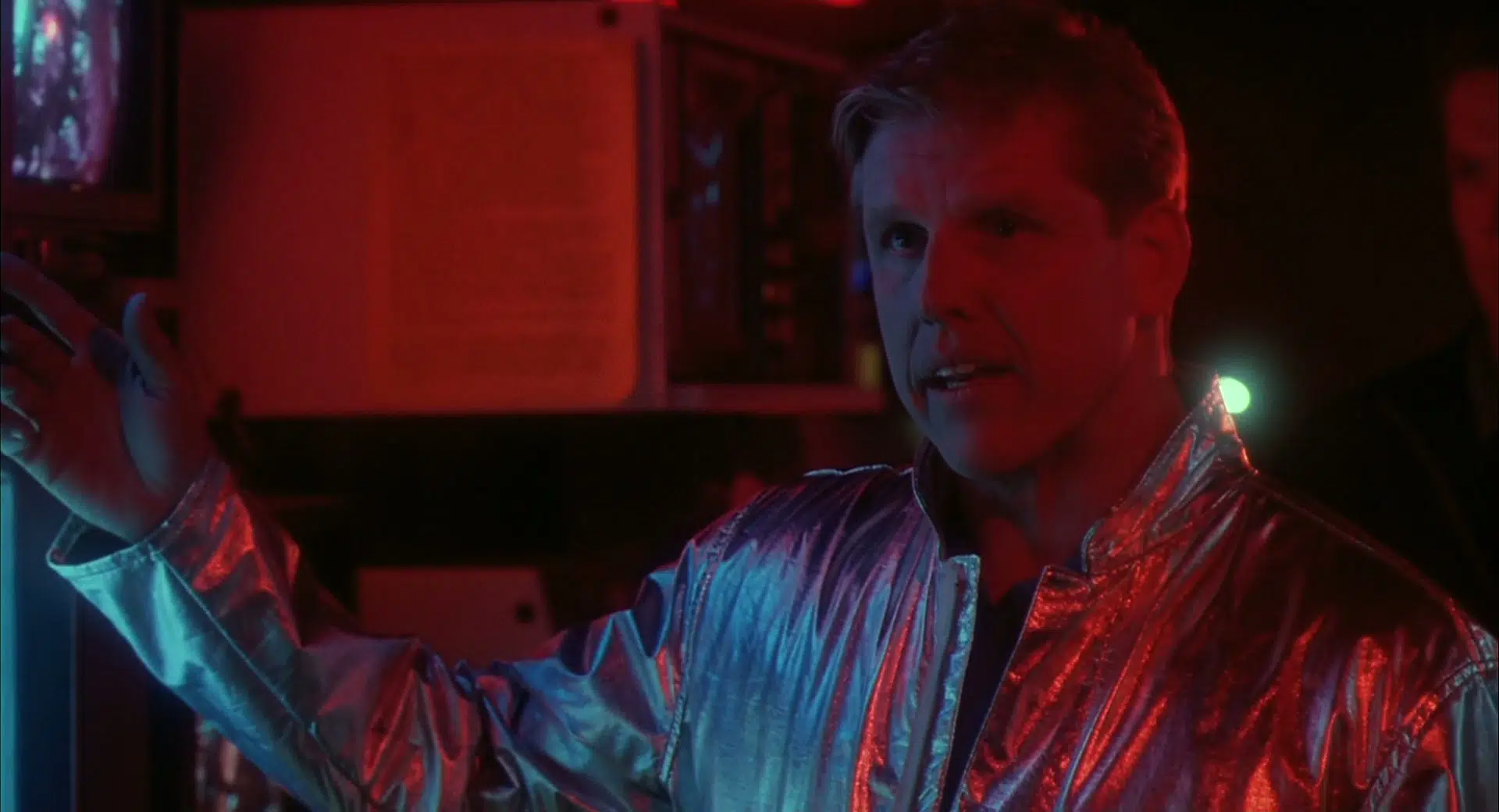 Agent Peter Keyes (Played by Gary Busey) - AvPGalaxy