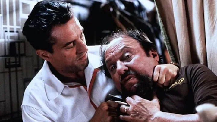 Jimmy Conway strangles Morry with a telephone cord