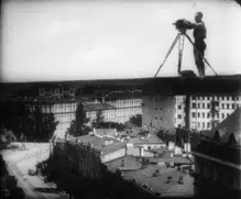 El hombre de la cámara - Wikipedia, la enciclopedia libre