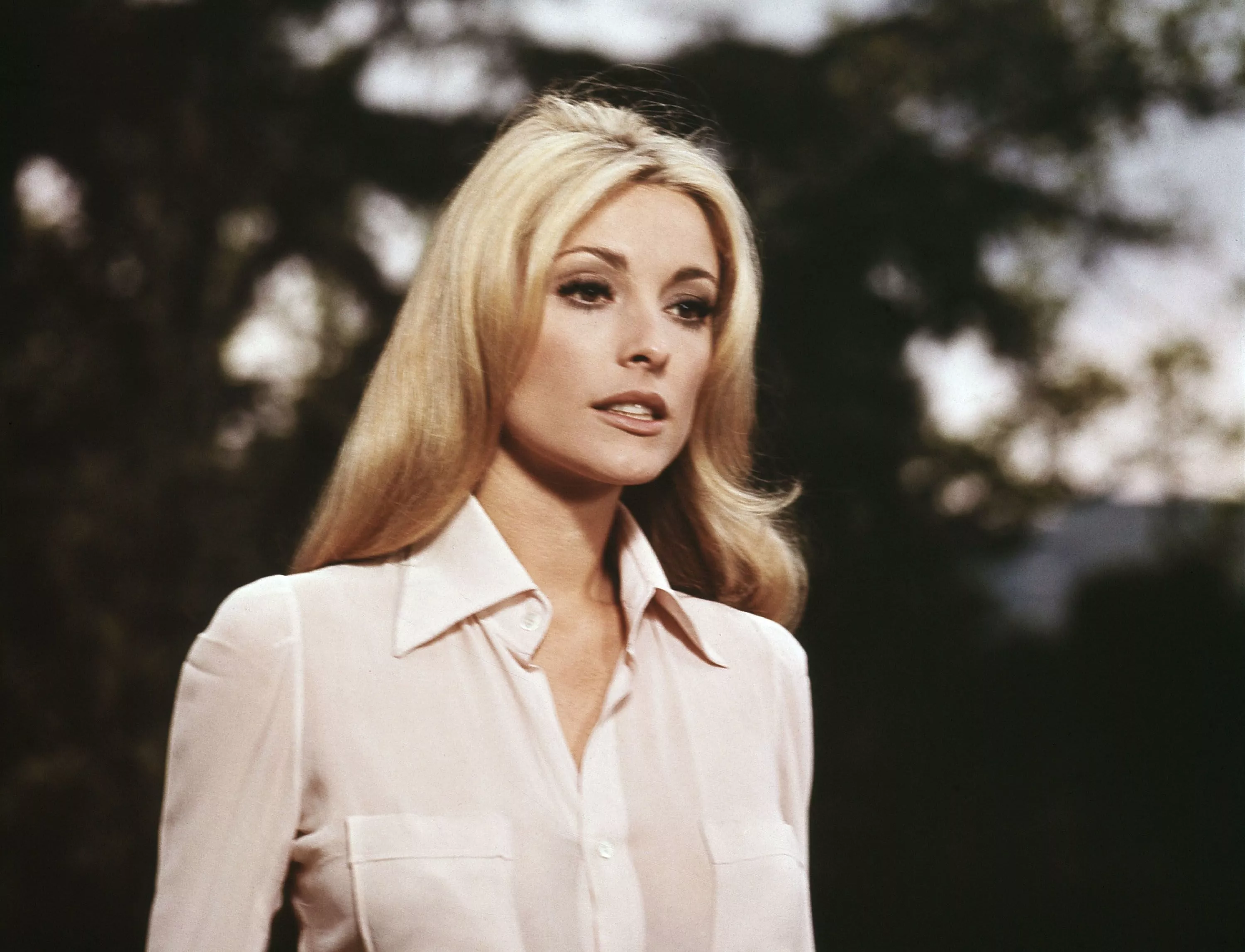 Sharon Tate's wedding dress sold at auction in LA | CNN