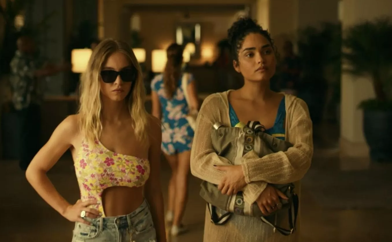 Olivia And Paula's Best Looks On 