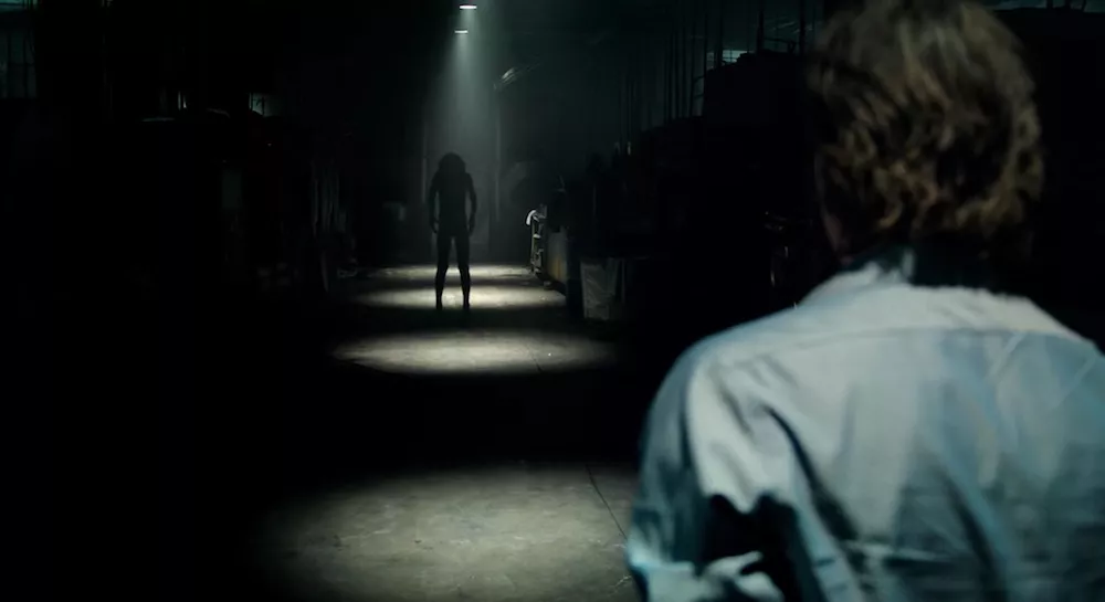 Reseña: Lights Out (2016) – Horas de oscuridad