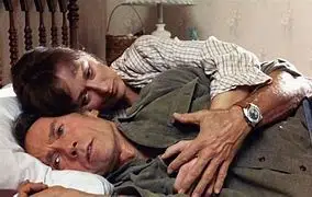 Hombre acostado en una cama

El contenido generado por IA puede ser incorrecto.