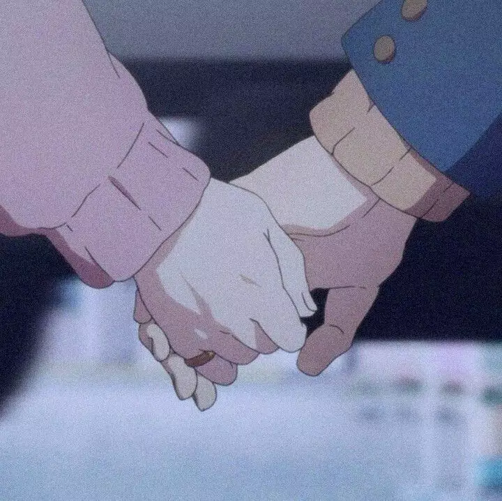 Holding hands in public | Anime hands, Anime couples, Anime
