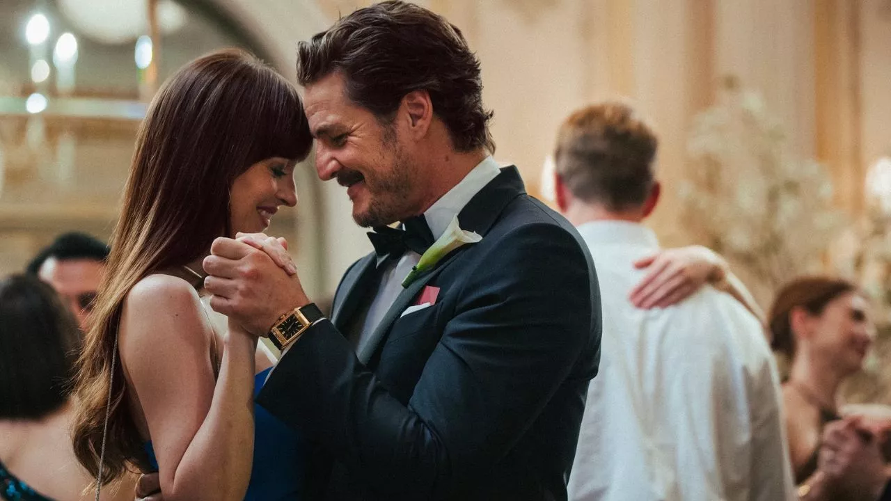Dakota Johnson and Pedro Pascal in Materialists