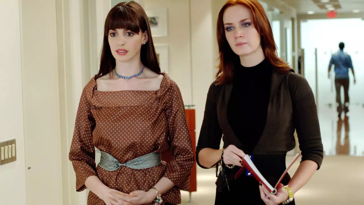 Emily superó a Andy 6 veces en 'El diablo viste a la moda' con sus outfits:  tenemos las pruebas | Entretenimiento Cine y Series | Univision