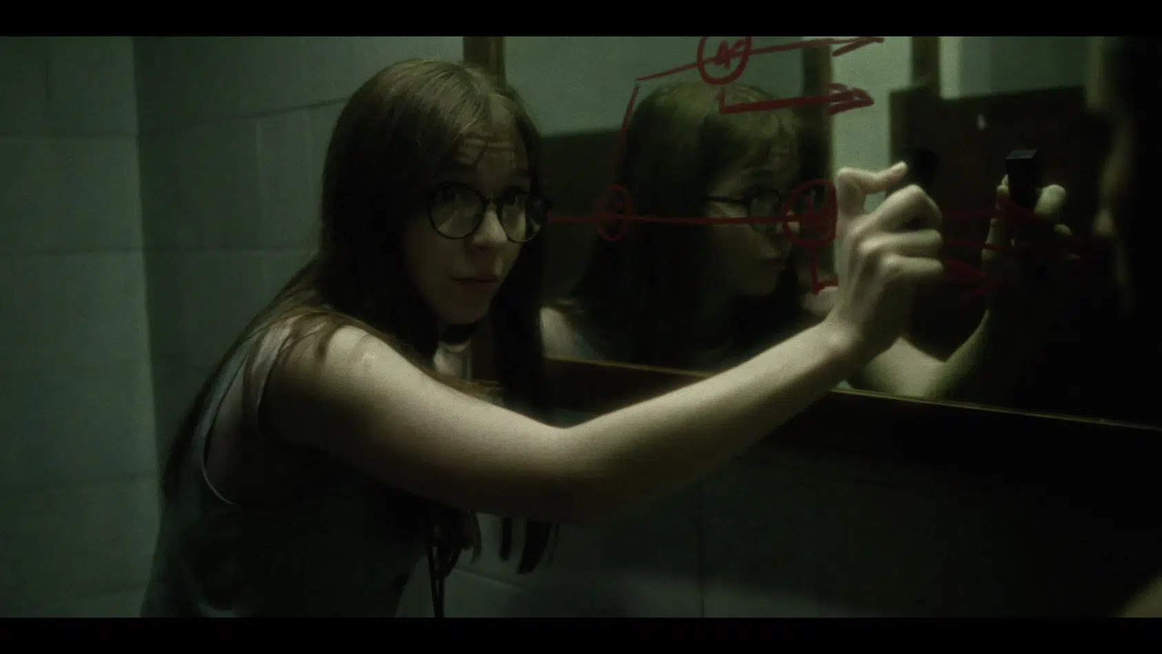 El Cinturón de Olivia (2025) - IMDb