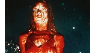 Carrie la primera adaptación de Stephen King al cine👹😲_peliplat