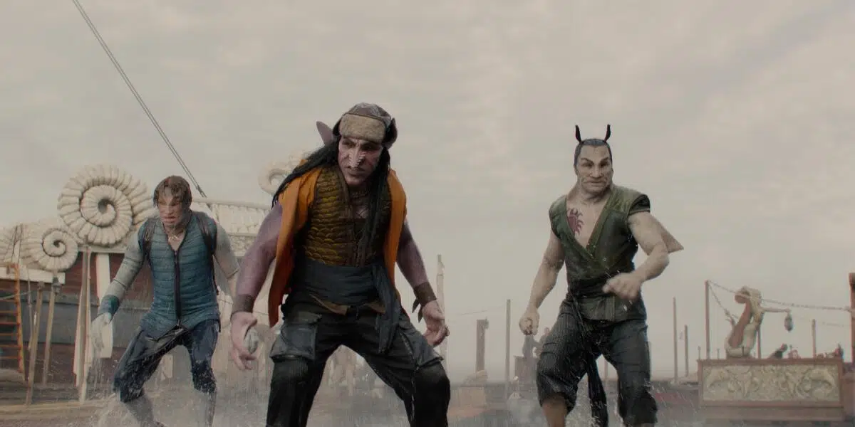 Supongo que al menos la ropa de los gyojin no es el estereotipo de la