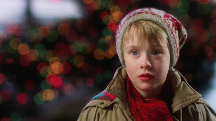 El fracaso navideño de Netflix frente al resurgimiento de "Mi pobre angelito" de Disney+