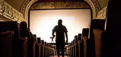 Smile 2, y cómo un director que mejora su arte se agradece, pero que no por eso se vuelve un buen guionista