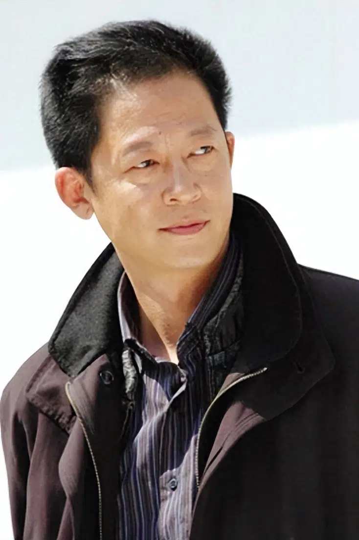 Zhiwen Wang