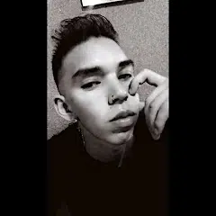 User-1369046695