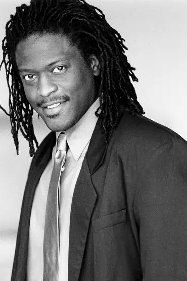 Lamont Dixon