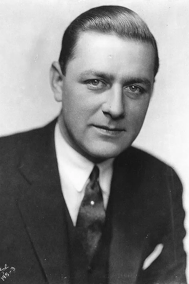 Kenneth Harlan