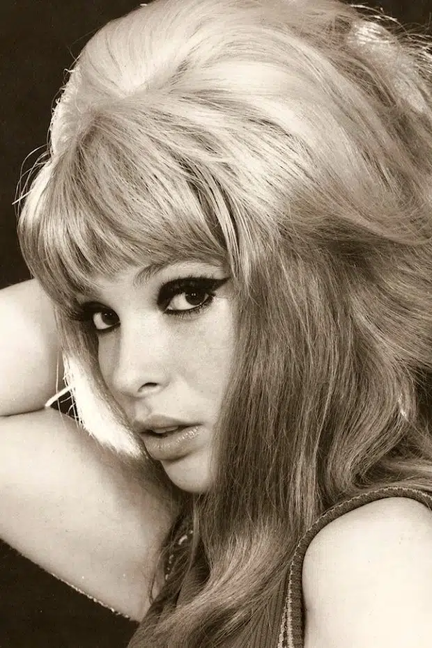 Thelma Tixou