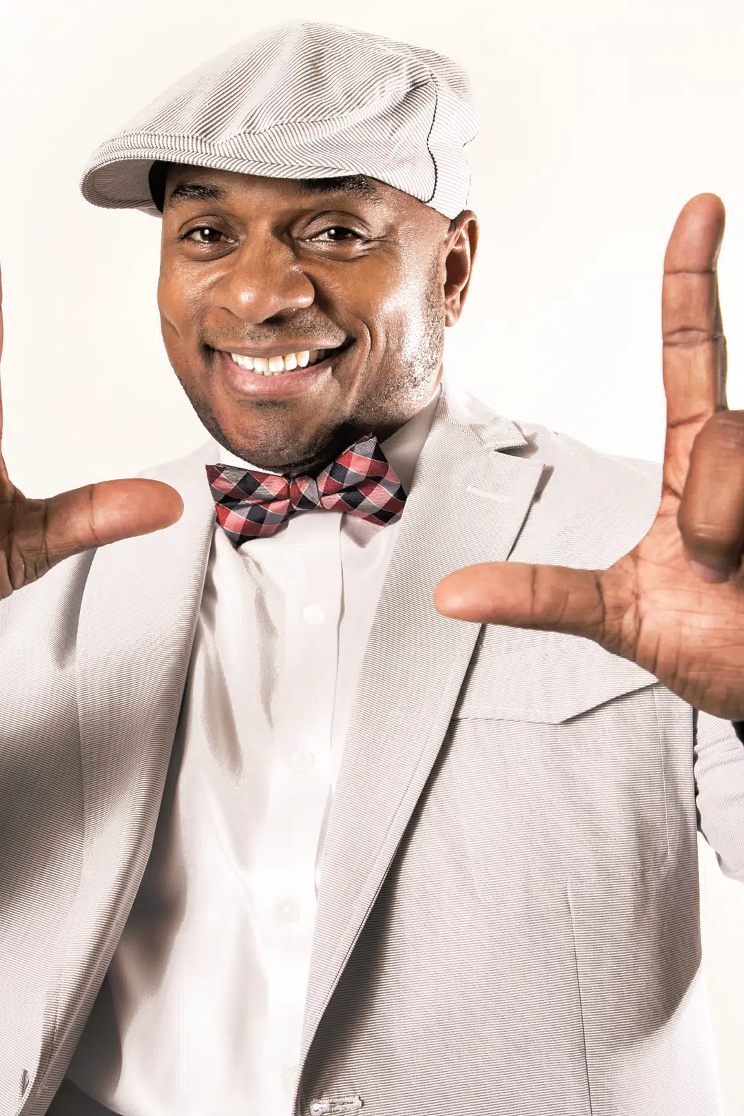 Tony T. Roberts