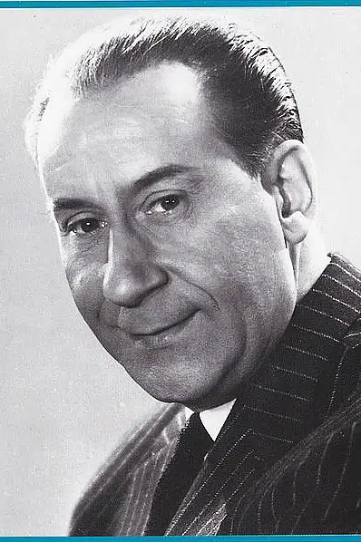 Pierre Dux