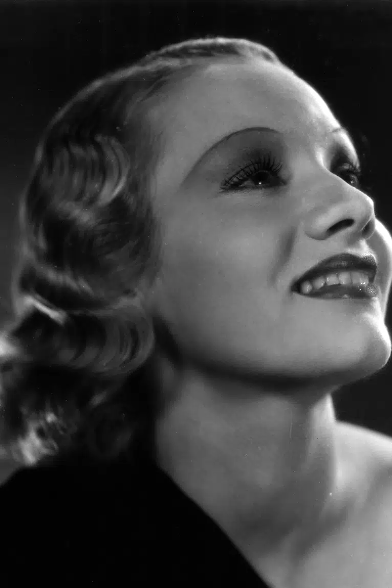 Marta Labarr