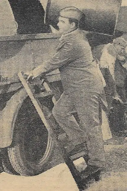 Leslie Fuller