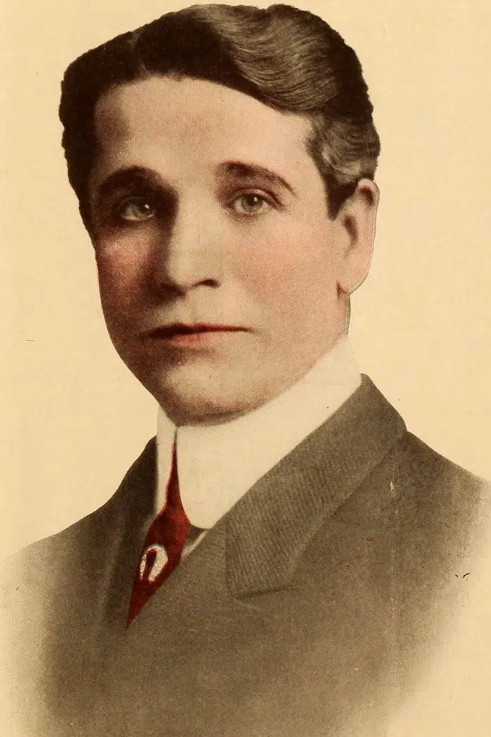 Romaine Fielding