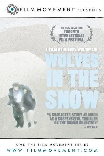 Wolves in the Snow_peliplat