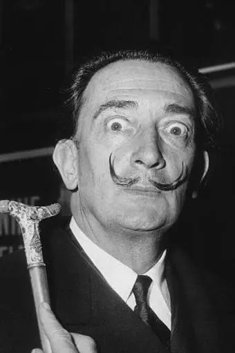 Salvador Dalí_peliplat