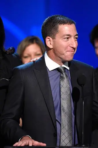 Glenn Greenwald_peliplat