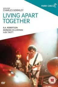 Living Apart Together_peliplat