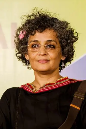 Arundhati Roy_peliplat