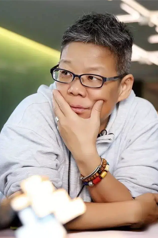 Yi-Juan Hu