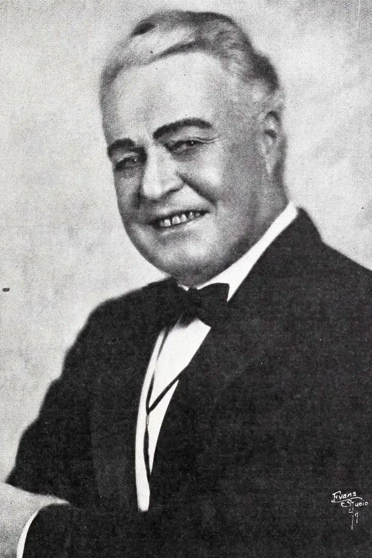 Howard Truesdale