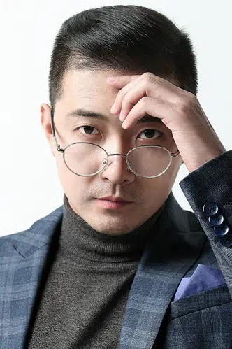 Qi Li