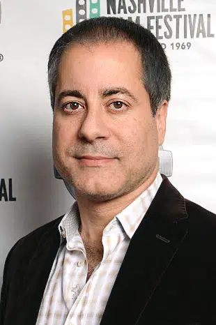 Steven Kochones