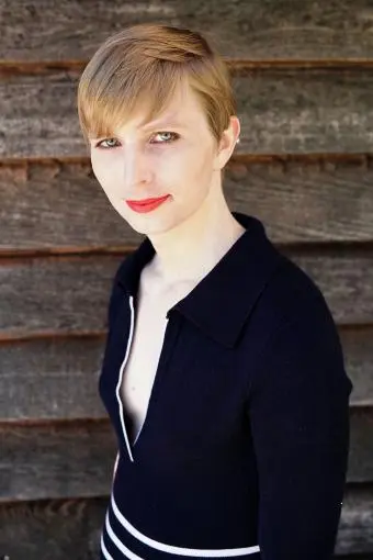 Chelsea Manning_peliplat